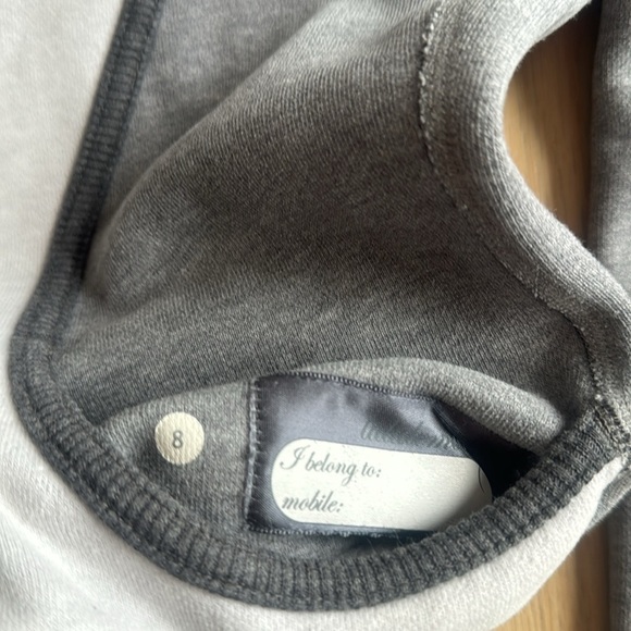 Lululemon Scuba Hoodie – Gray & White, Women’s Size 8 (Classic Style) - Picture 2 of 4